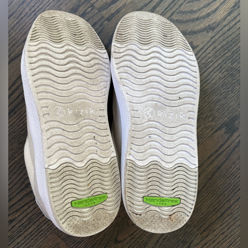 Kizik Prague women’s sneaker size 8.5W - Picture 4 of 8